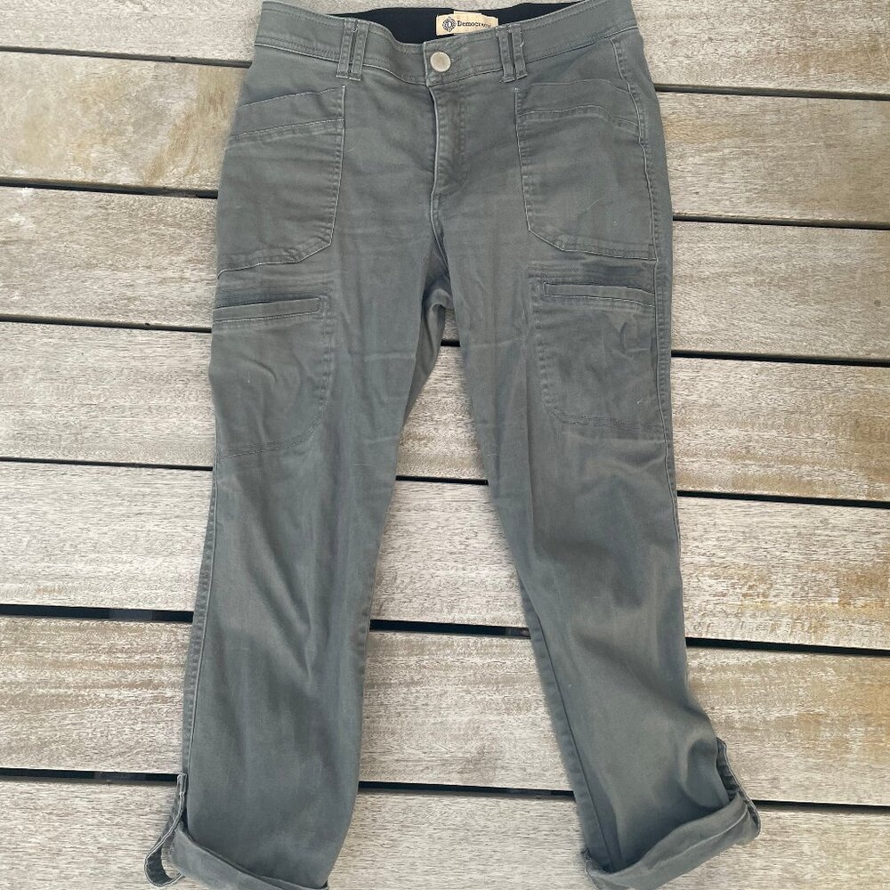 Women's Size 8 Democracy "Ab"solution Green Cargo Utility Pants - Like New!